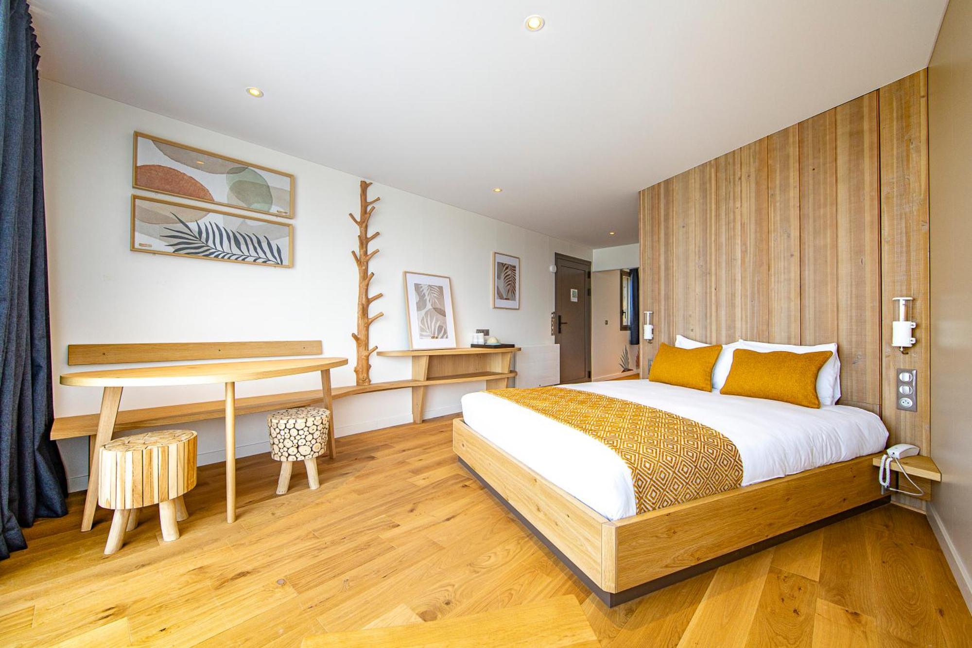 Hotel Ecolodgee Chasseneuil-du-Poitou Dış mekan fotoğraf
